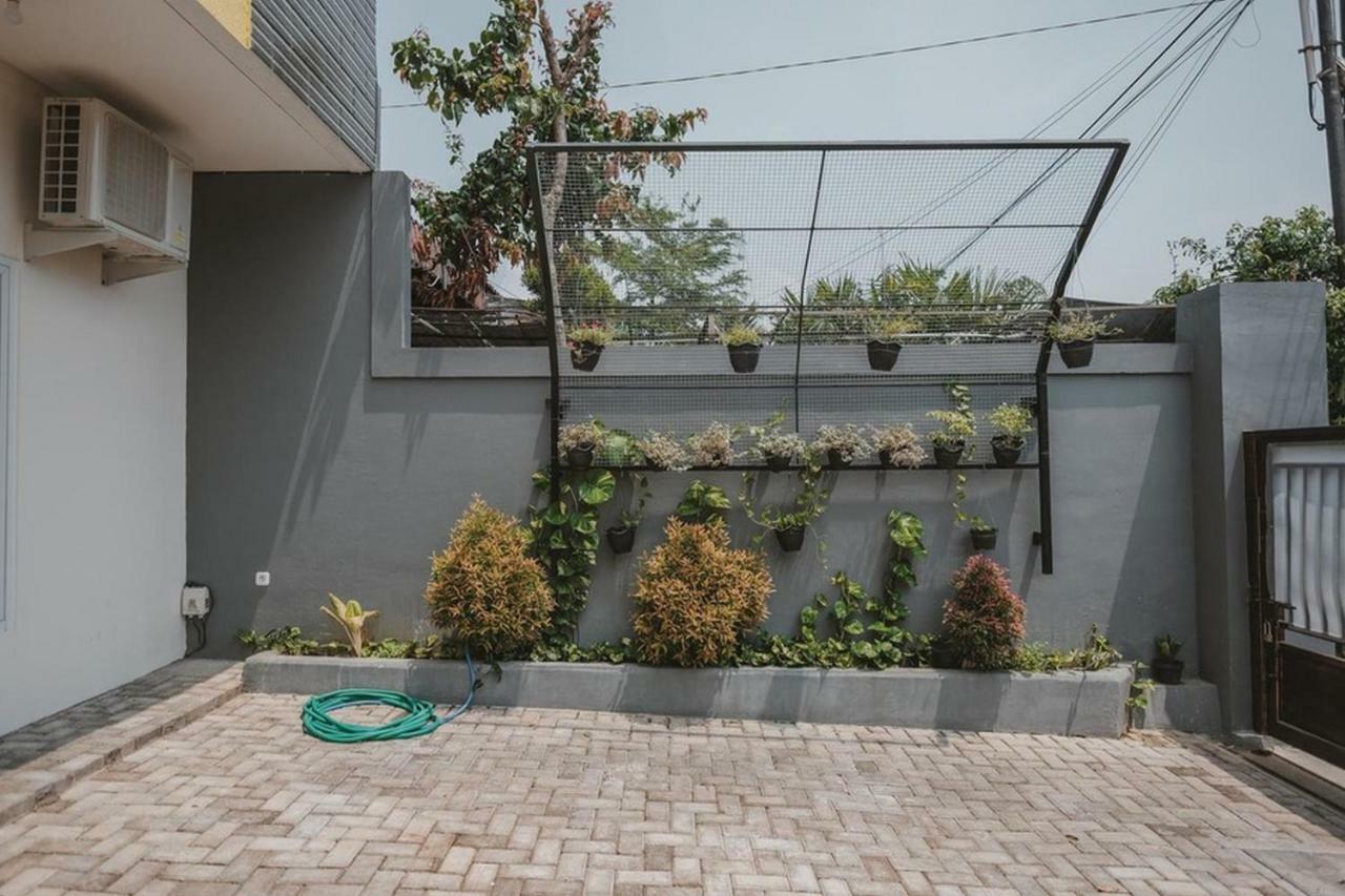 Reddoorz Syariah Near Pahoman Stadium Lampung Bandar Lampung Exterior foto